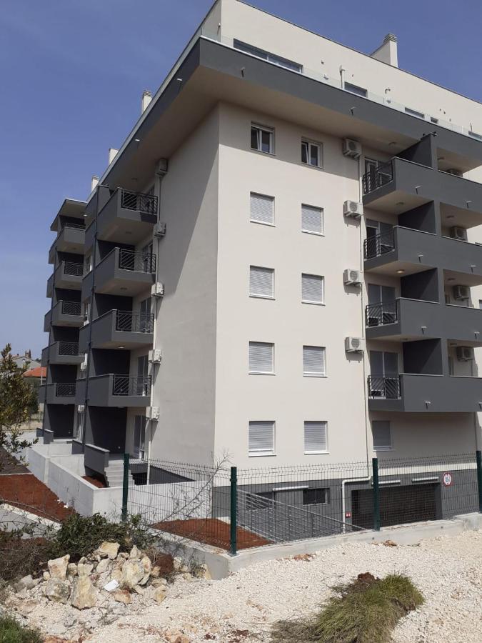 Meladica Apartament *